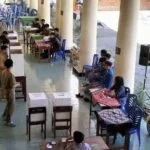 Proses demokratis dalam Pemilihan Ketua OSIS SMK DR Sutomo Temanggung 2024 berlangsung tertib dan jujur