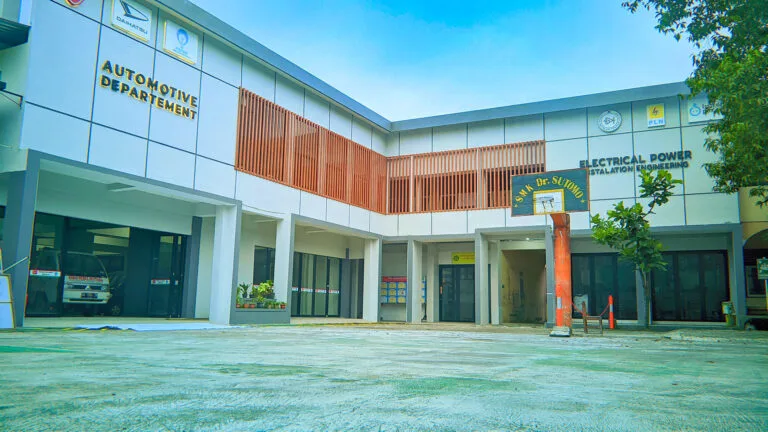 SMK Dr. Sutomo Temanggung